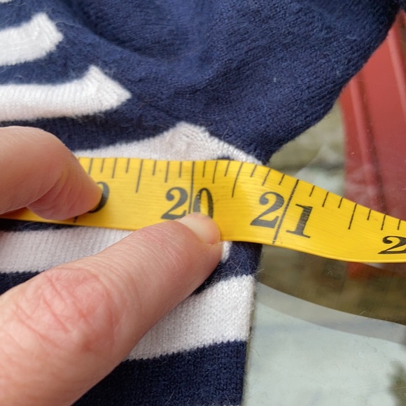 Leo&Ugo women’s sweater Paris France - Picture 8 of 9